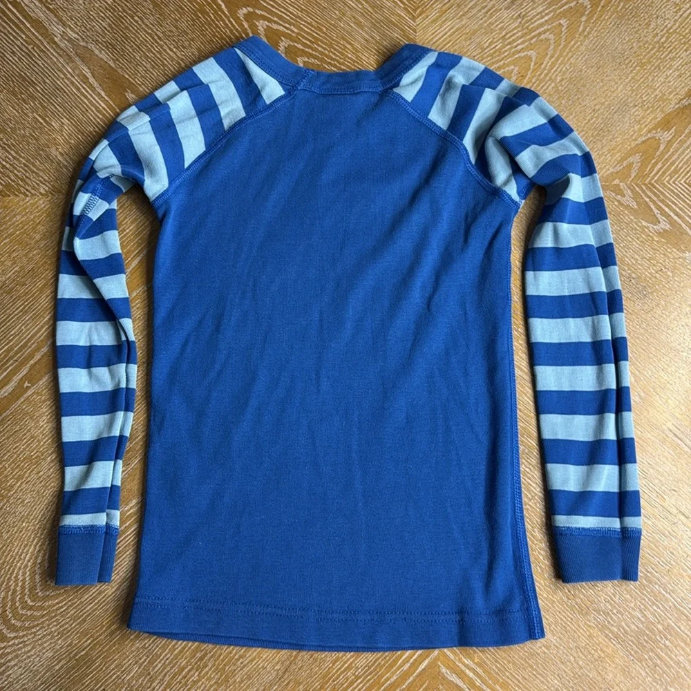 HANNA ANDERSSON Blue Shark Long Sleeve Pajama Top 6/7